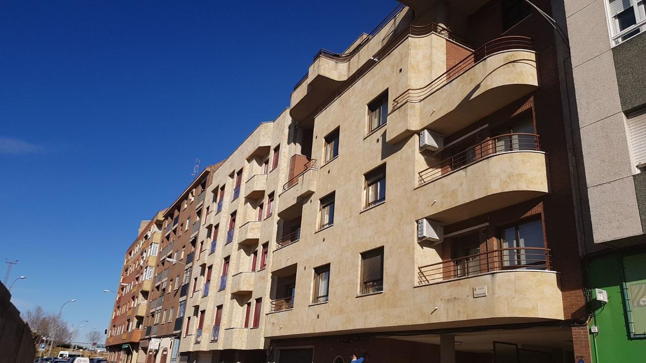Apartamentos Anita Salamanca Dış mekan fotoğraf